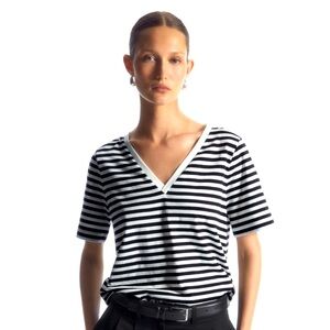 COS 24/7 V-NECK T-SHIRT Black & White Stripes